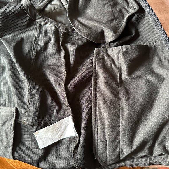 Men's Black Baleaf Full Zip Golf Vest Size Small - Picture 9 of 9